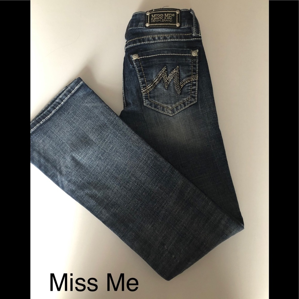 Miss Me size 26 boots cut.